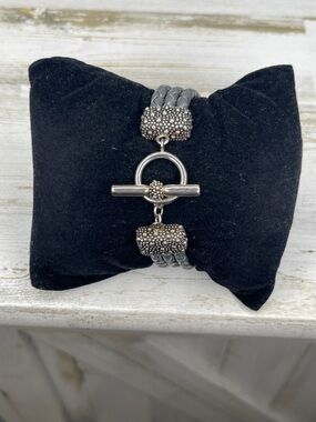 Michael Dawkins Sterling Silver Caviar Grey Leather Toggle Bracelet